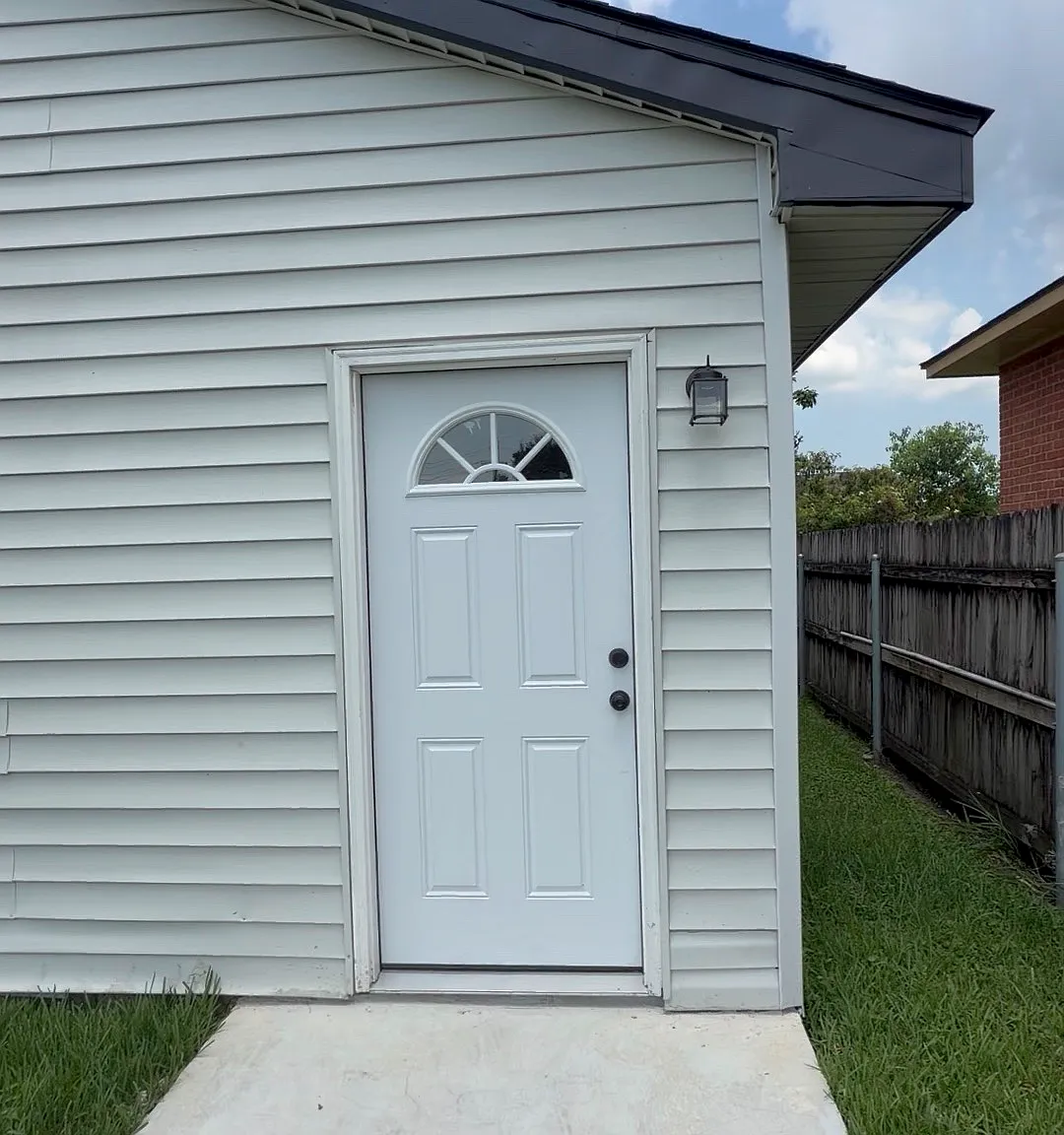 1 bed, 600 sqft, $1,200 — Photo 1