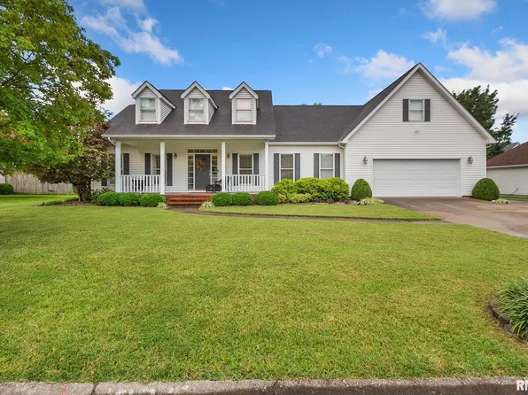 805 Horizon Dr, Marion, IL 62959