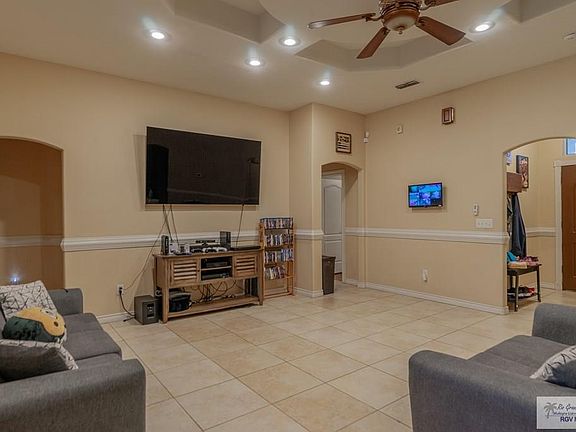 2nd image of 7520 Florida Pine St