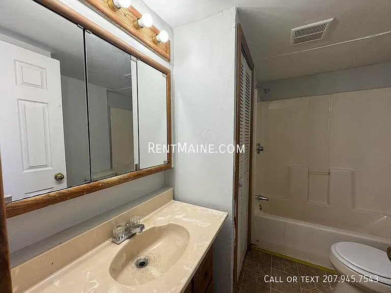 22 Morton Ave #1 — Photo 11