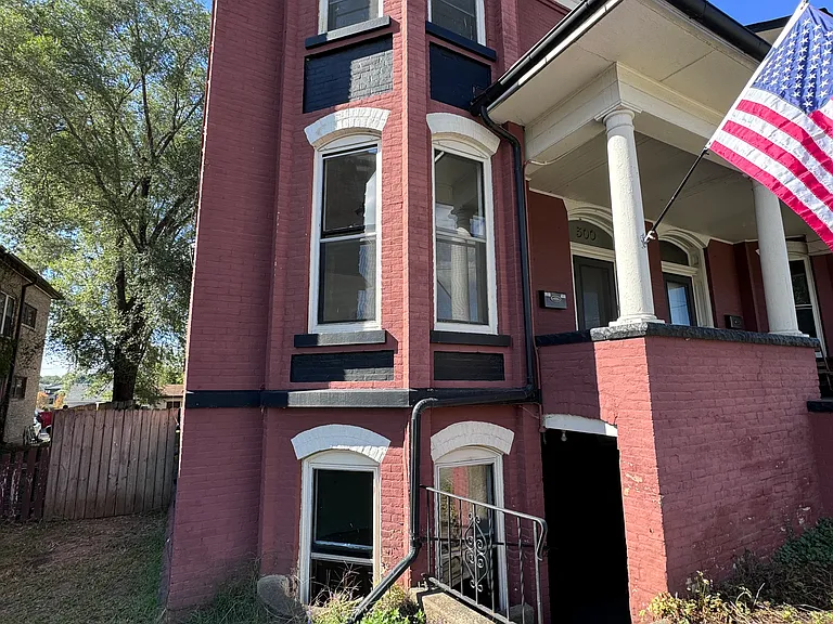 300 Douglas Ave #300 — Photo 2