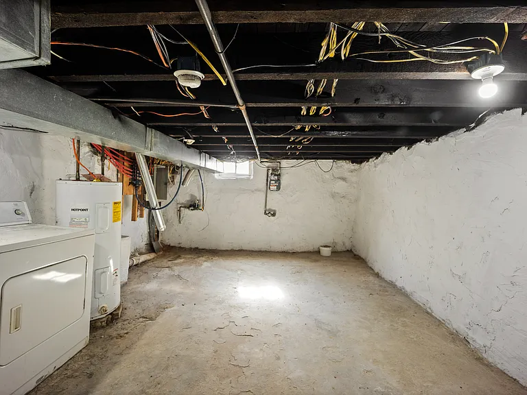 2043 Pierce St — Photo 24