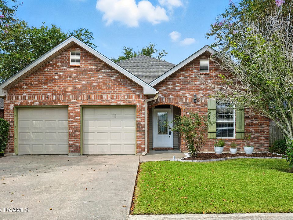 1st image of 117 Erika Dr