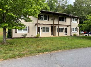360 Genesis Cir APT 3, Black Mountain, NC 28711