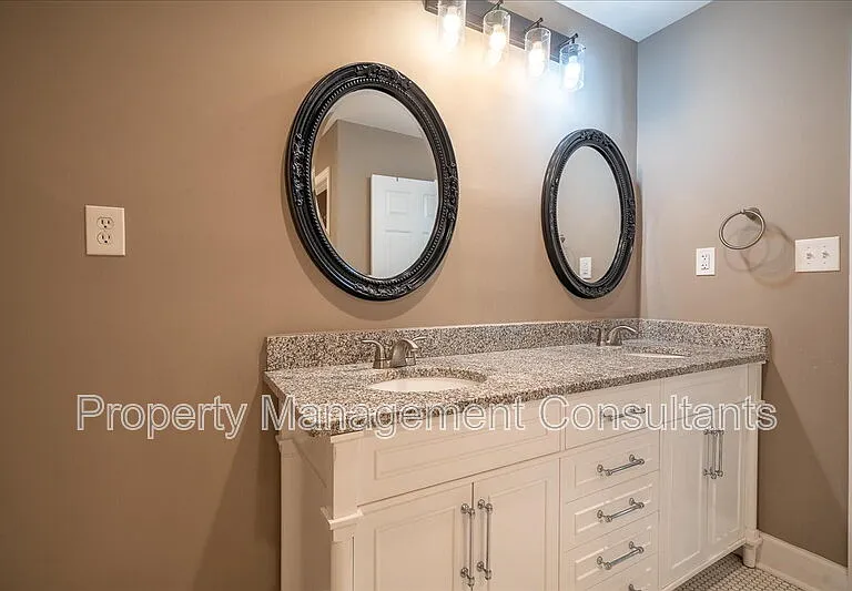 805 Rison Ave NE — Photo 22