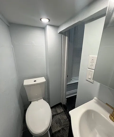 1211 Madison St #1 — Photo 15