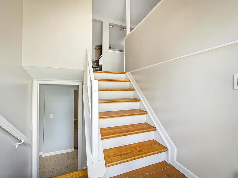 4195 Burningtree Rd — Photo 18