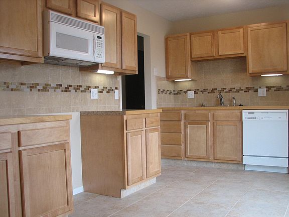 Above stove microwave