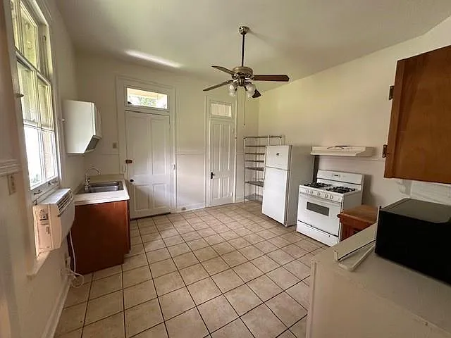 4914 Perrier St — Photo 5