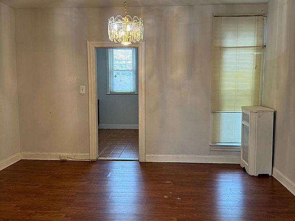 4th image of 118 W Albanus St