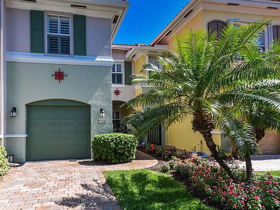 2nd image of 194 Las Brisas Cir