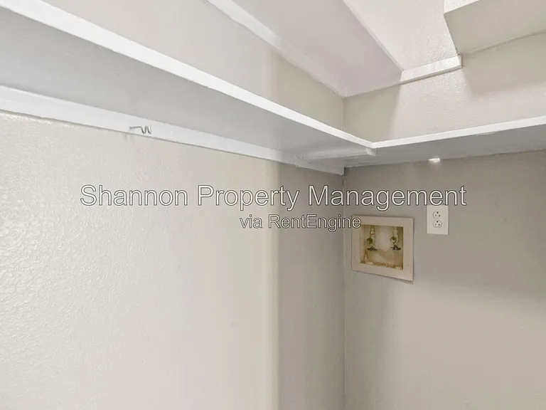 3110 Oak Rock Cir — Photo 23