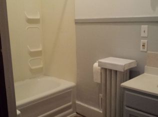 120 Calumet St APT 1, Lake Linden, MI 49945