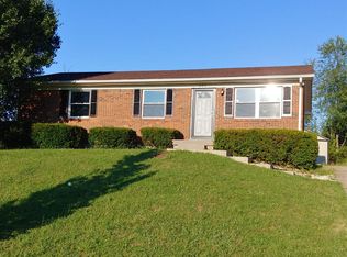 200 Ironwood Cir, Elizabethtown, KY 42701