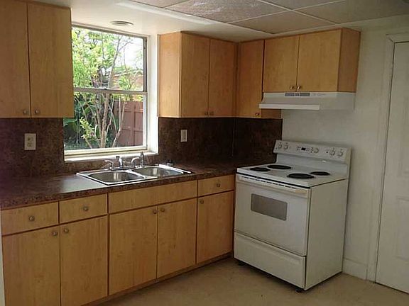 4th image of 13990 NE 5th Ave