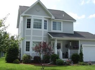 8 Griswold Dr, Rutland, VT 05701