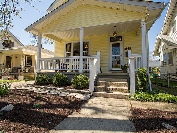 3rd image of 2595 Glenmawr Ave