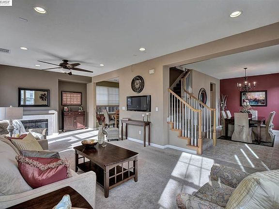 5th image of 5726 Old Westbury Way