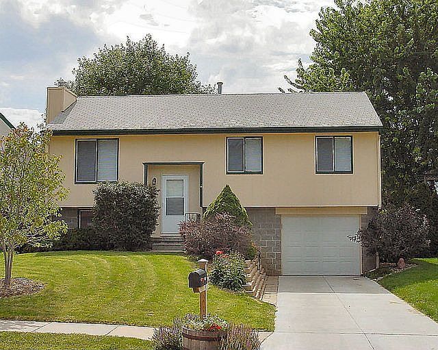 1st image of 6516 S 50th Avenue Cir