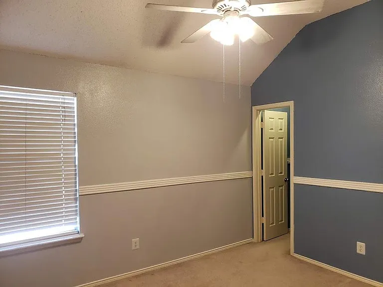 3504 Castlewood Ct — Photo 14