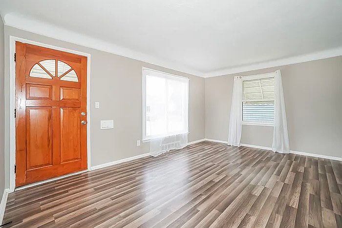 1st image of 2915 Colburn Ave #2
