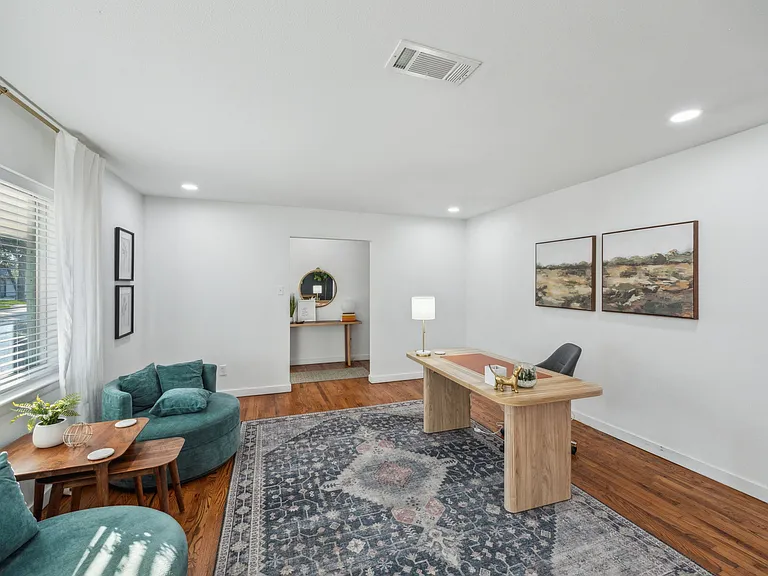 1729 14th Pl — Photo 9