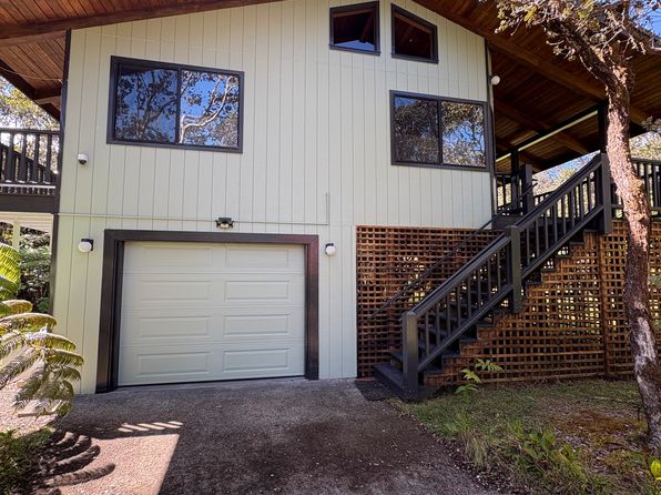 (undisclosed Address)