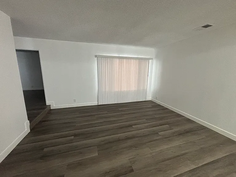 2717 Entrada Cir — Photo 9