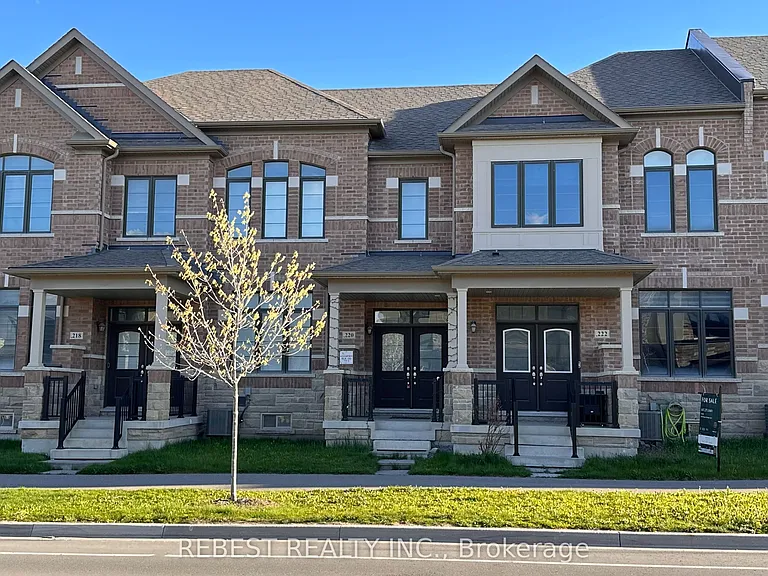 220 Coronation Rd — Photo 1