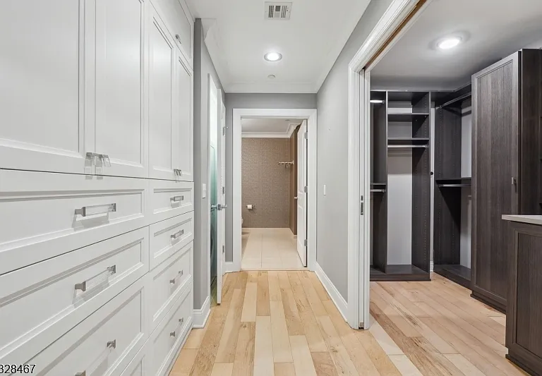 48 S Park St #215 — Photo 18