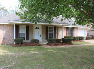 3018 Meagan Dr, Byram, MS 39272