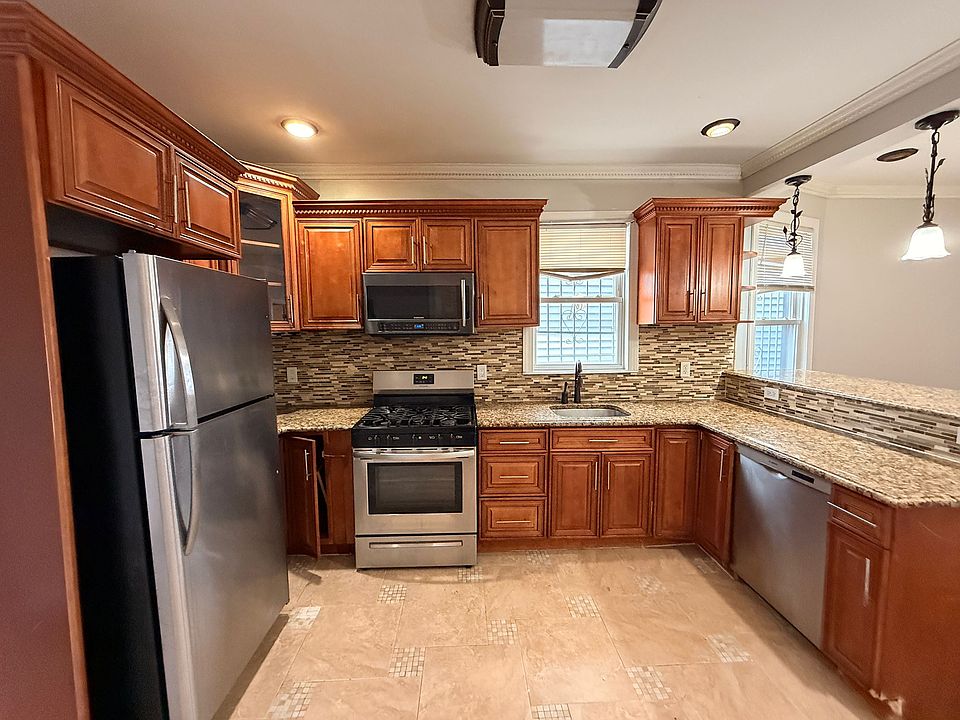 1st image of 41 Randolph Ave #1E