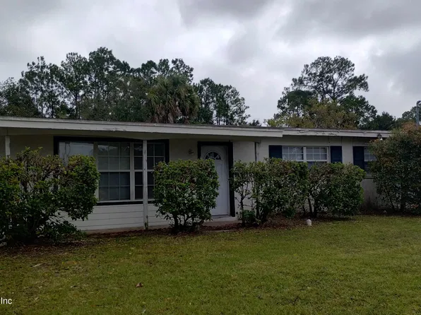 1721 HAWAII Drive E, Jacksonville, FL 32246