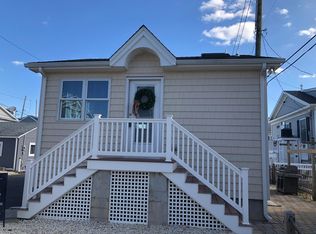 27 E Dune Way, Lavallette, NJ 08735