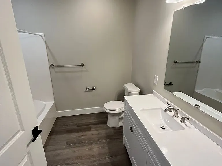 Salem Run Apartments Phase 2 — Photo 90
