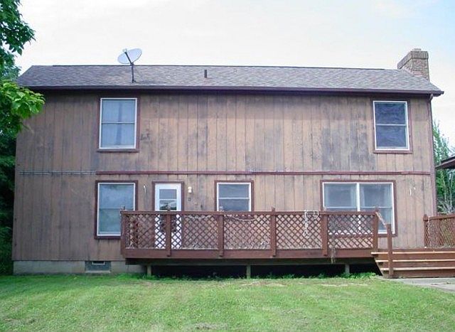 2nd image of 1848 Oakes Dr