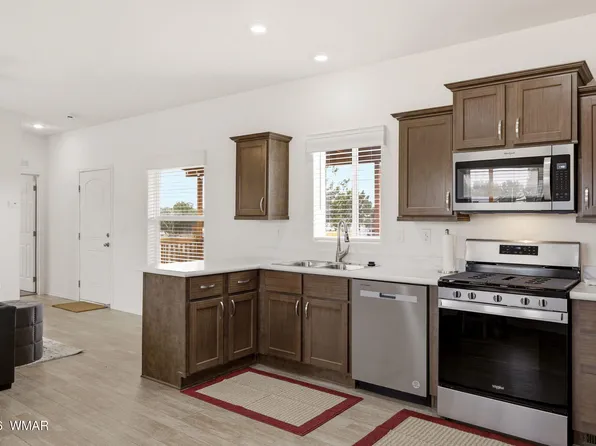 8581 Jackrabbit Dr, Show Low, AZ 85901