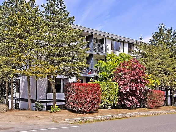 3rd image of 12300 28th Ave NE APT 109