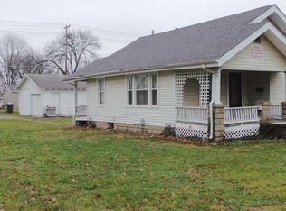 1801 11th St, Charleston, IL 61920