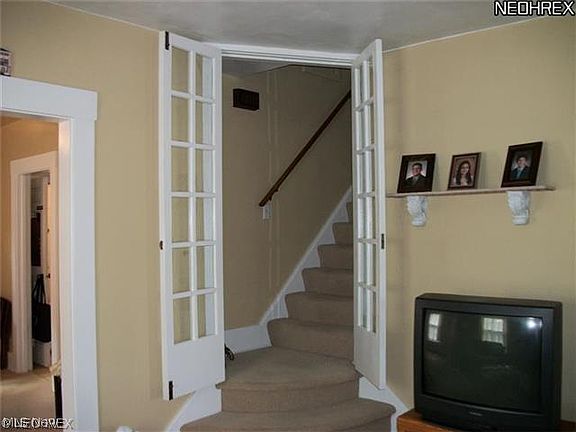 5th image of 130 Columbus St