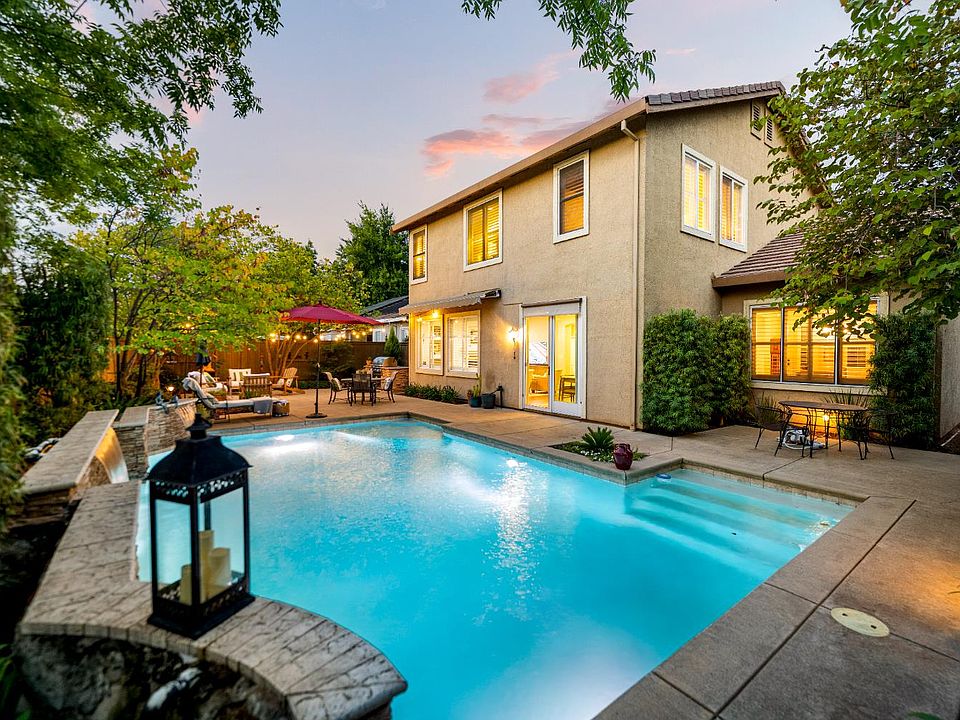 1st image of 4008 Avellano Dr