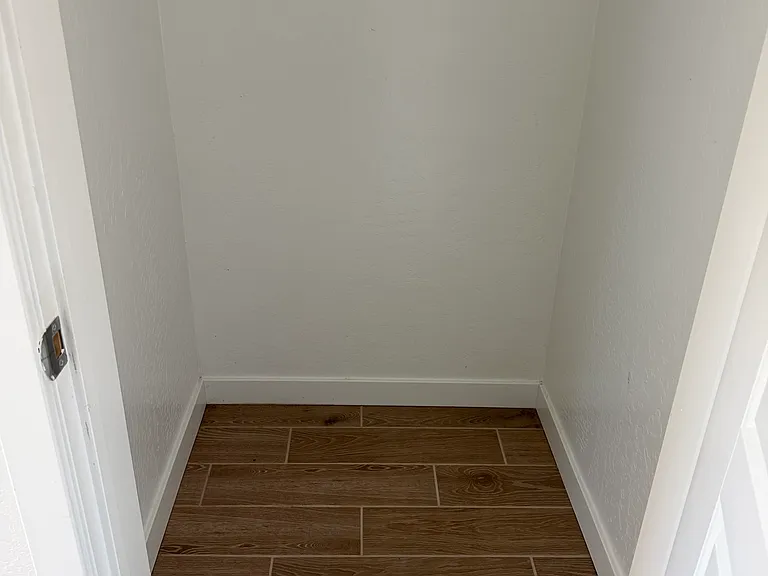 5868 E Tower Ave — Photo 5