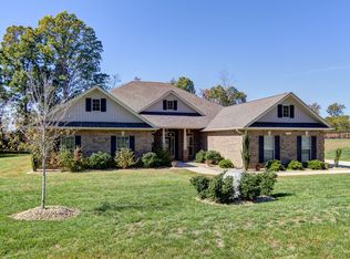 229 Mills Plantation Cir, Troutman, NC 28166