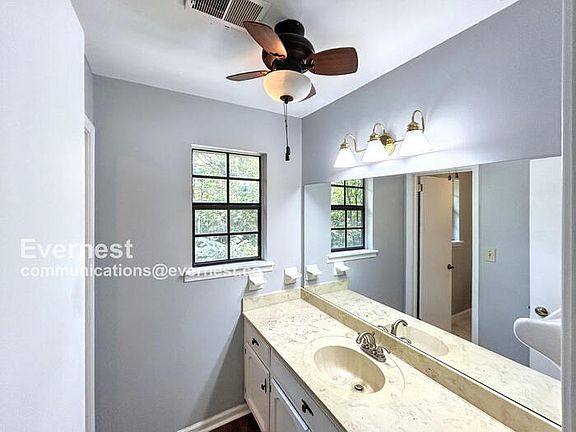 5th image of 1384 Belmont Ln
