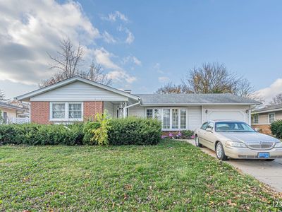 440 Charing Cross Rd, Elk Grove Village, IL, 60007