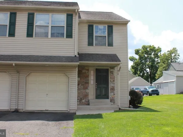 910 Vine St, Perkasie, PA 18944