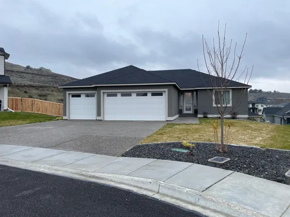 1075 Klamath Ct, Richland, WA 99352