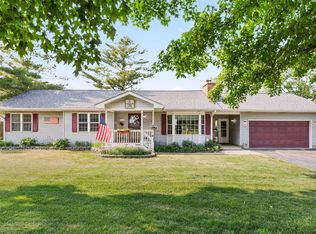 533 Bethany Rd, Sycamore, IL 60178