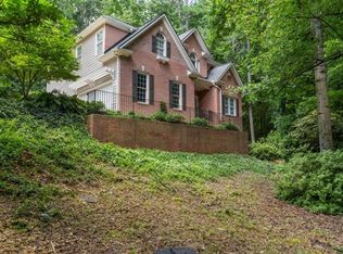 2555 Clairview St, Alpharetta, GA 30009