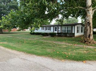 202 E Aemity St, Potomac, IL 61865